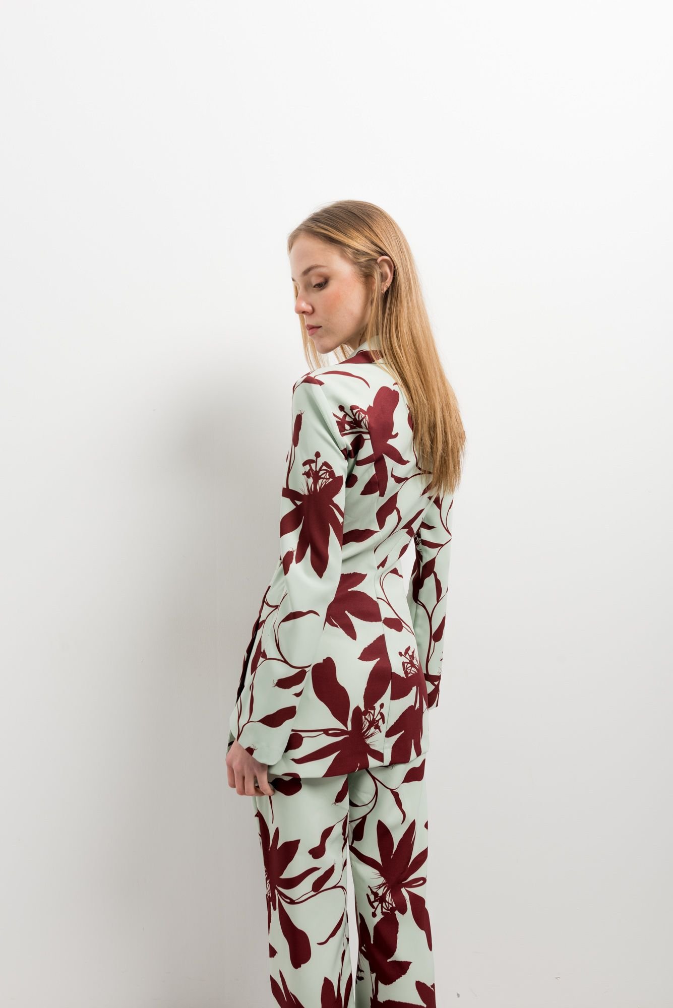 PANTALÓN ESTAMPADO FLORAL - Imagen 3