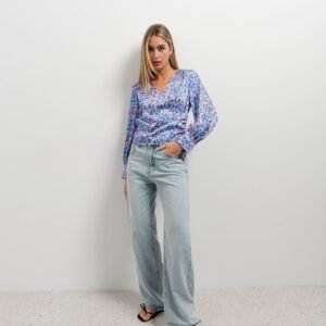 BLUSA CRUZADA ESTAMPADA