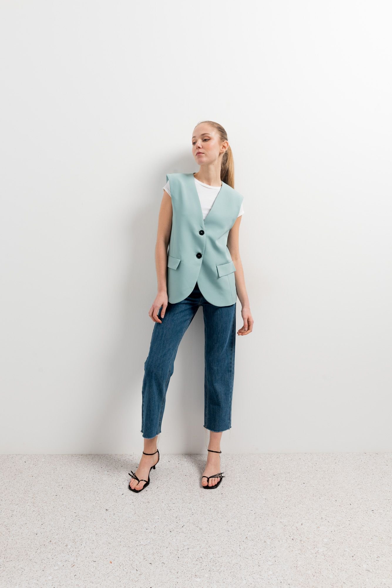 CHALECO SIN SOLAPA - Imagen 2