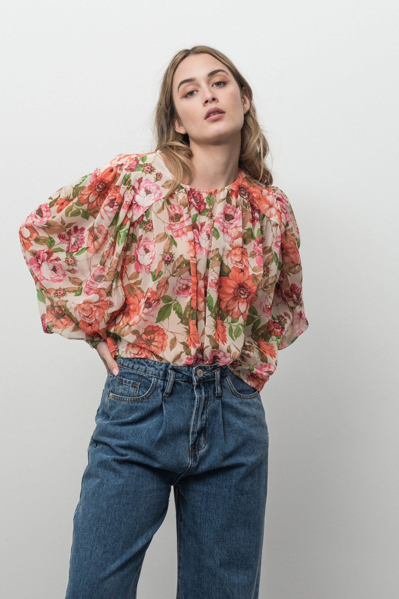 BLUSA ESTAMPADO FLORAL - Imagen 3