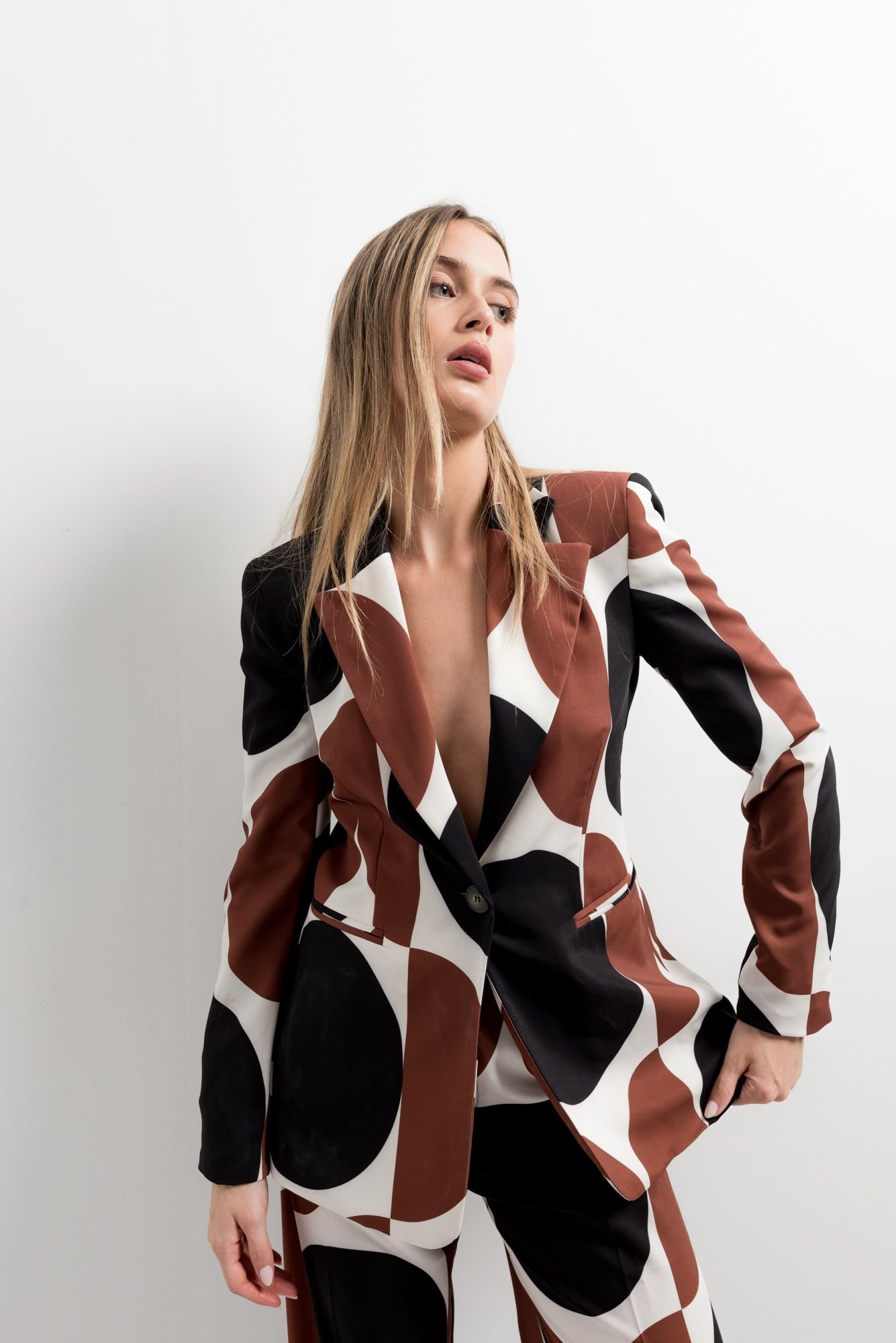 BLAZER ESTAMPADA - Imagen 3