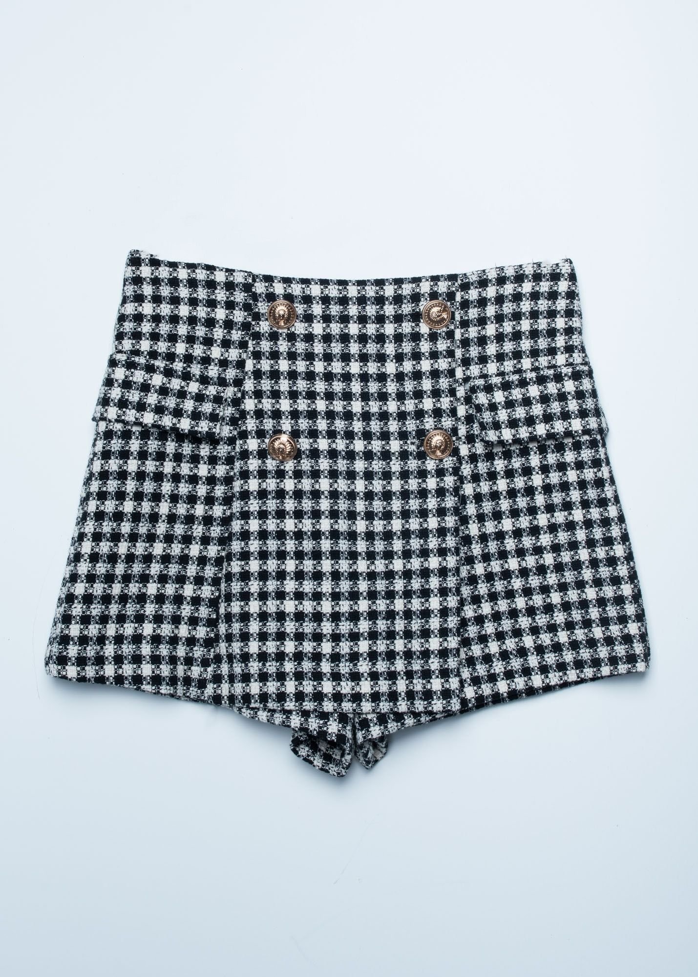 SHORT CON SOBREFALDA - Imagen 3