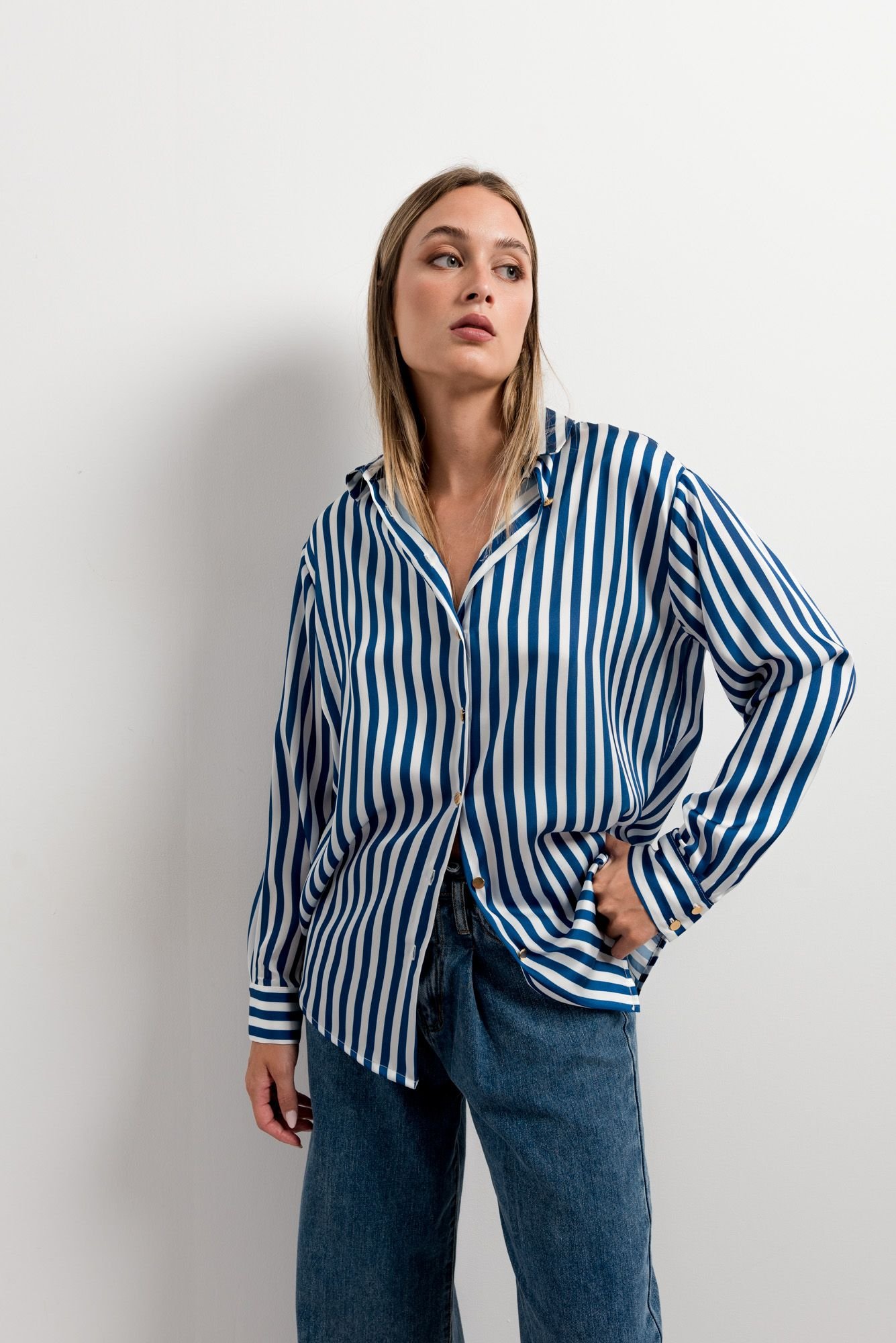 CAMISA SATINADA ESTAMPADA - Imagen 3