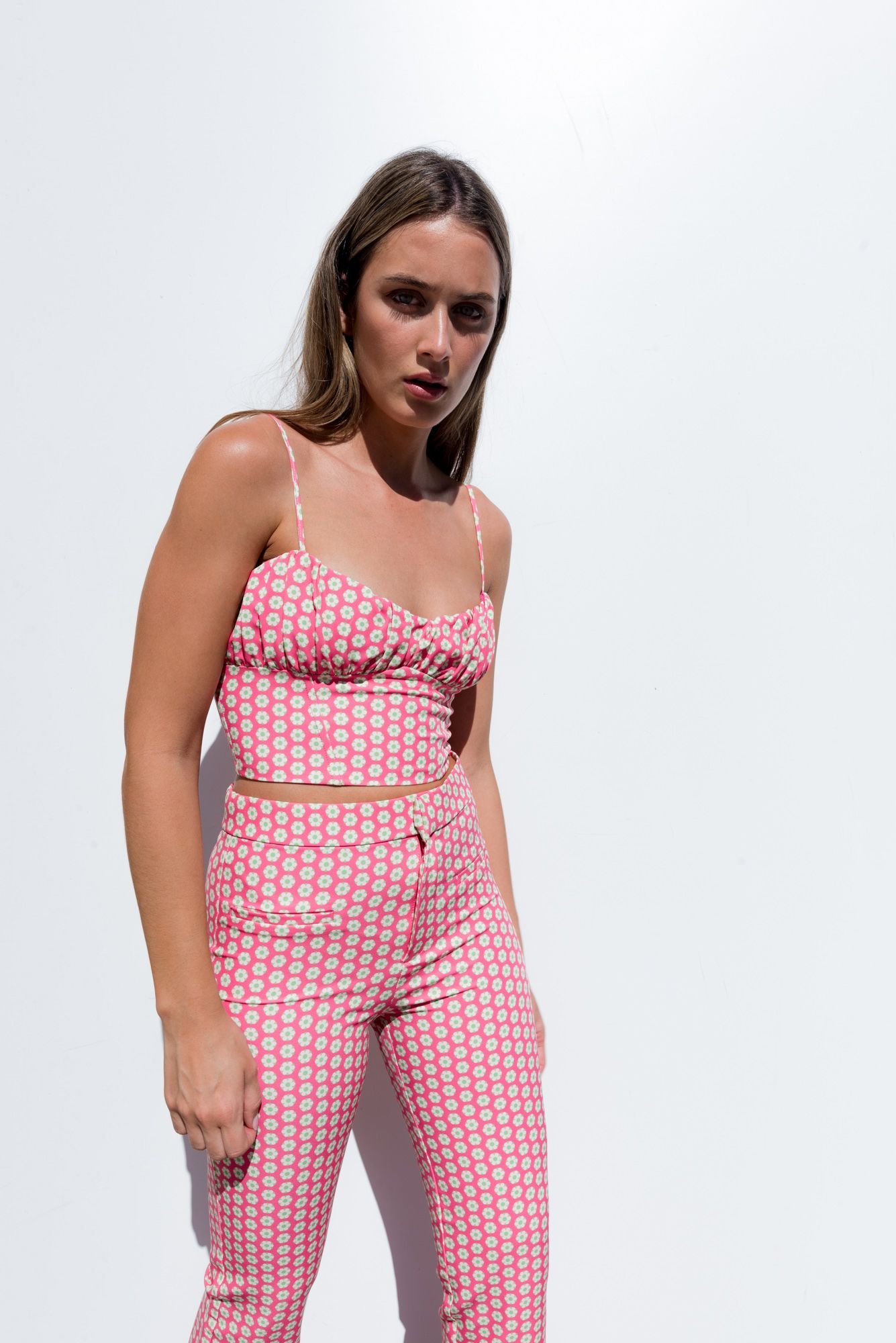 PANTALÓN ESTAMPADO FLORAL - Imagen 2