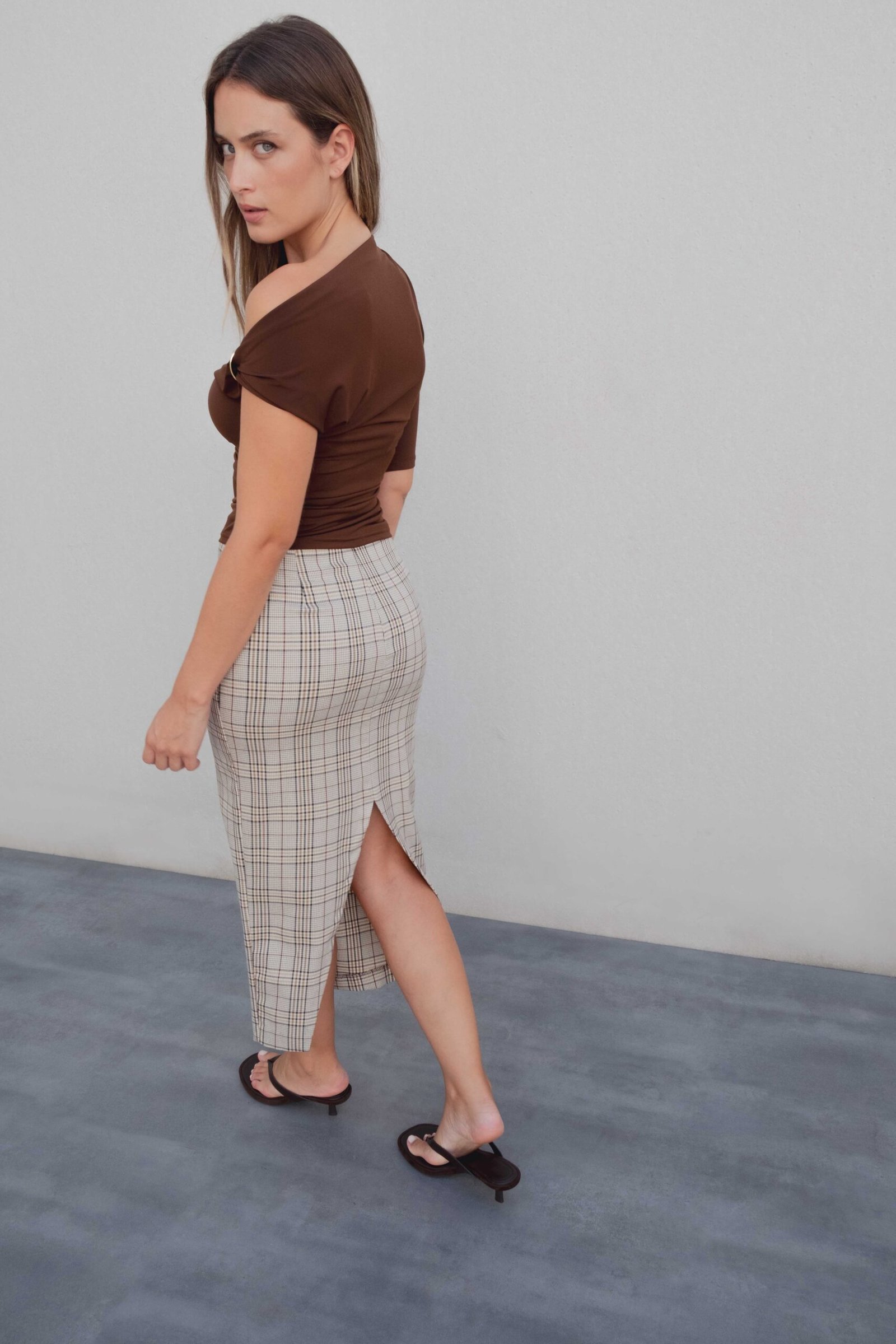 FALDA MIDI CUADROS - Imagen 5