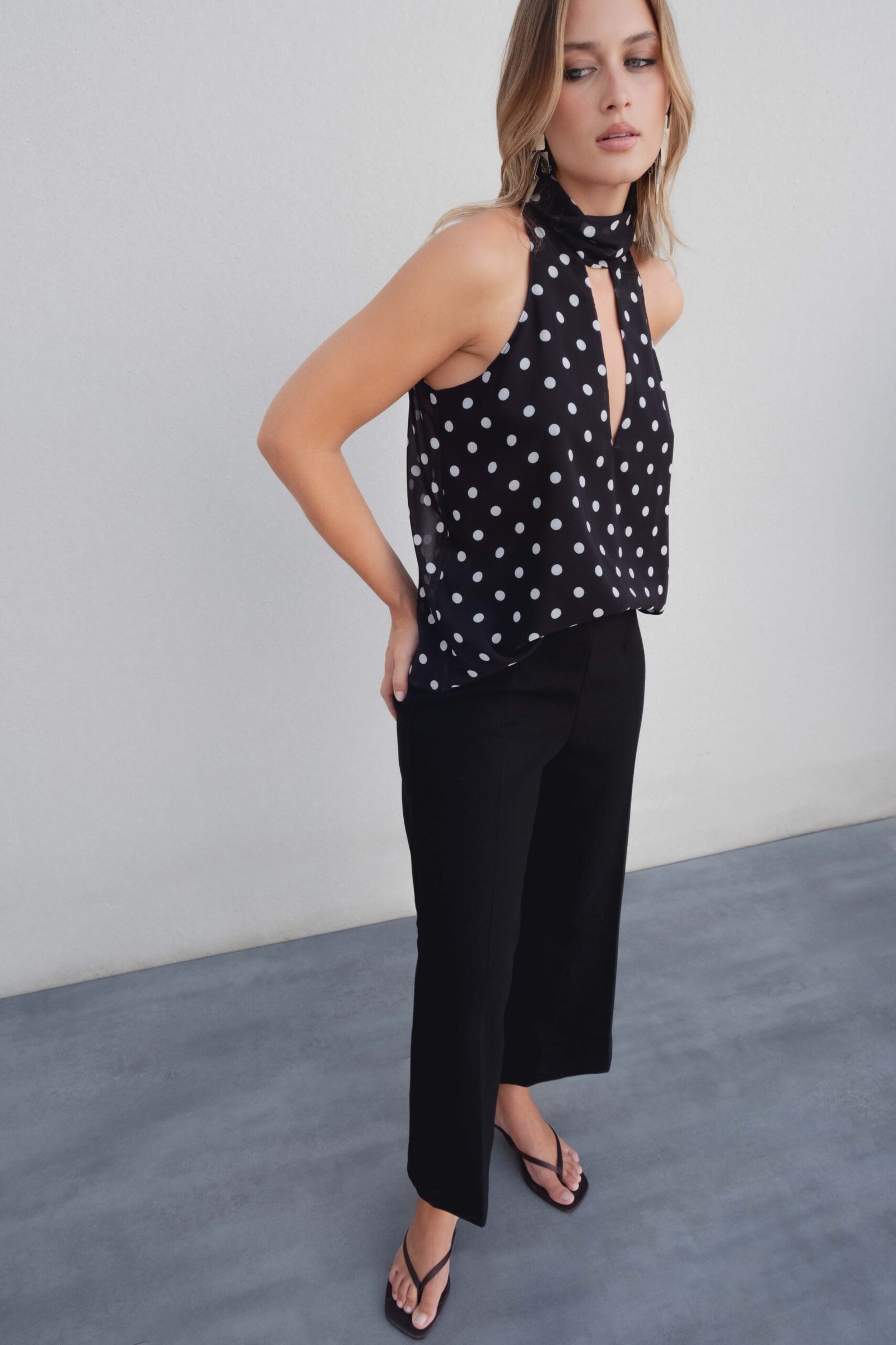 TOP HALTER LUNARES - Imagen 3