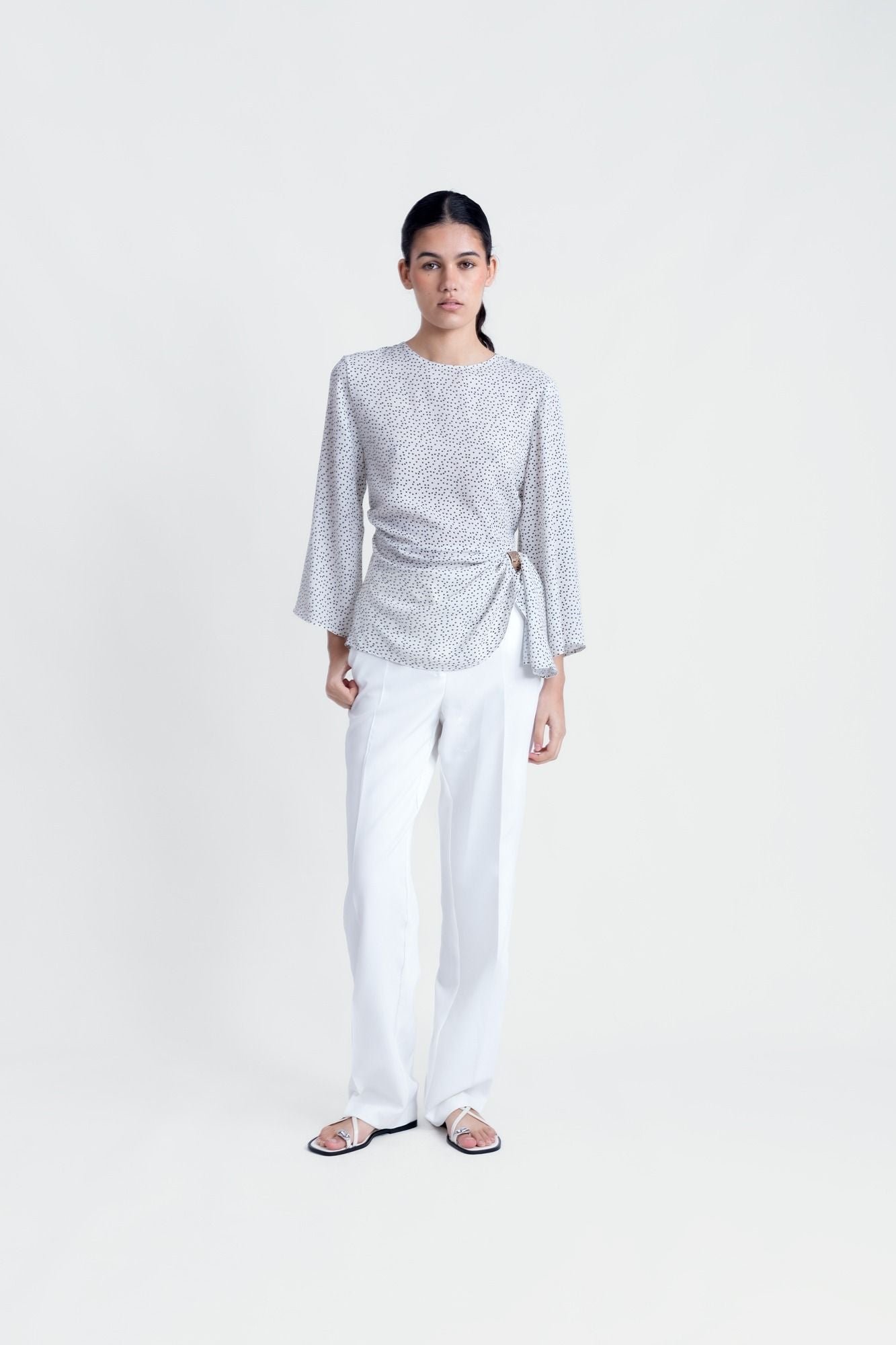 BLUSA APLIQUE DORADO - Imagen 4