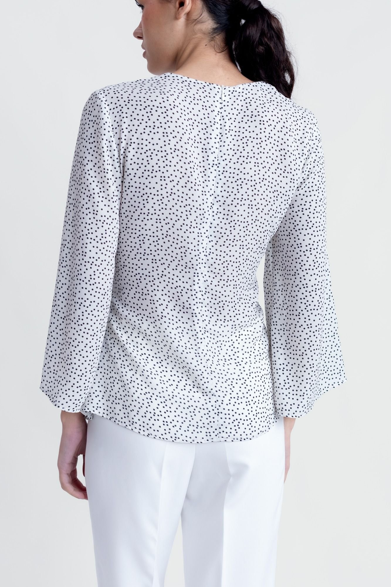 BLUSA APLIQUE DORADO - Imagen 6