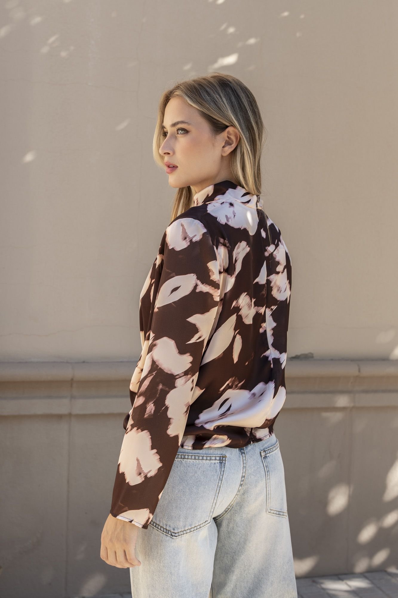 CAMISA SATINADA - Imagen 4