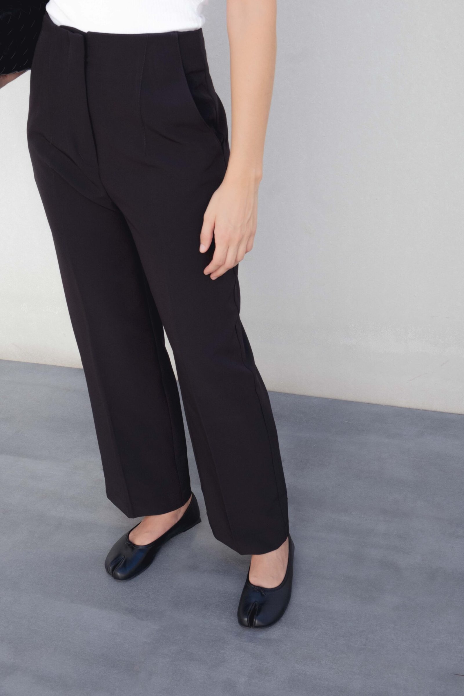PANTALON BASIC PINZAS - Imagen 2