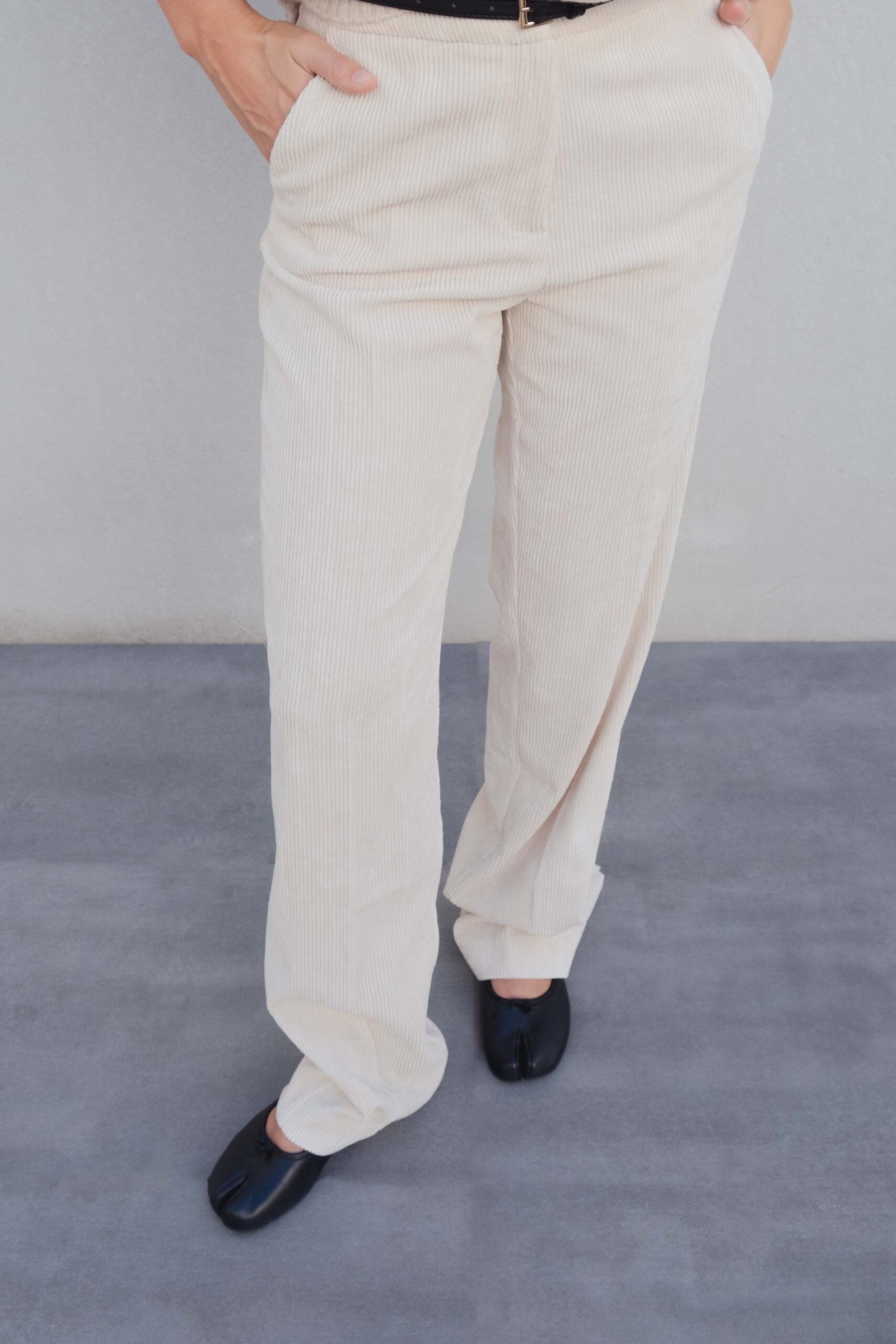 PANTALÓN RECTO PANA - Imagen 4