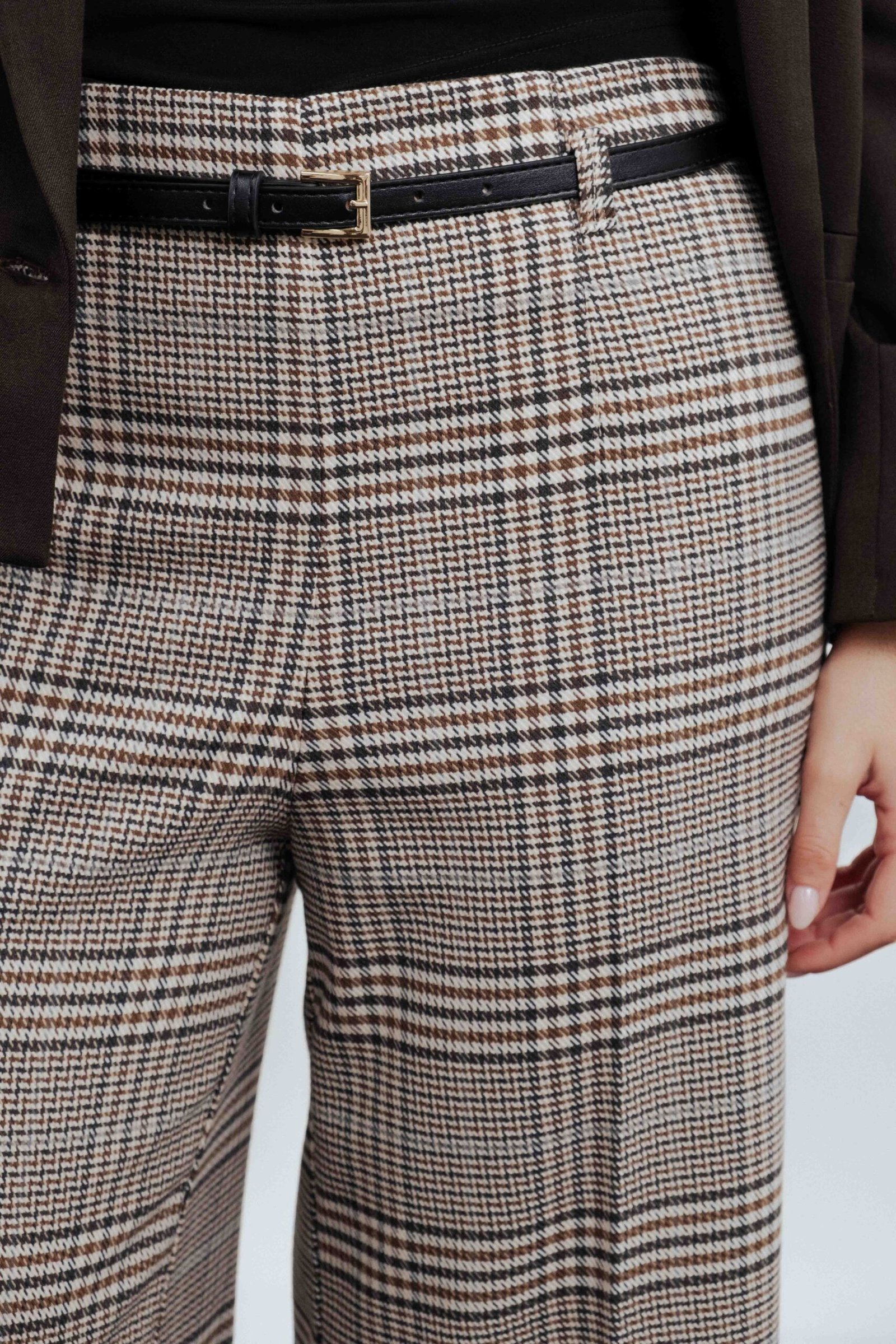 PANTALÓN CULOTTE CUADROS CINTURÓN - Imagen 4