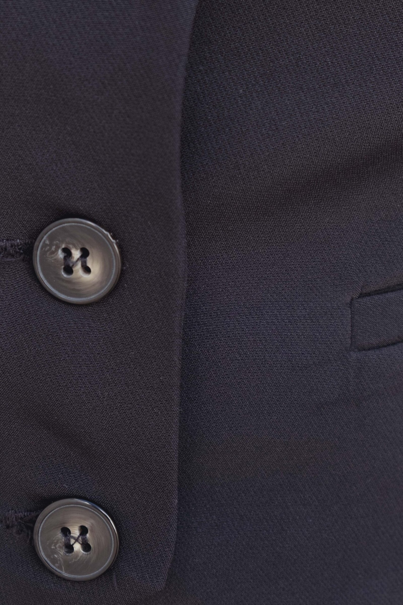 CHALECO SASTRE CORTO - Imagen 4