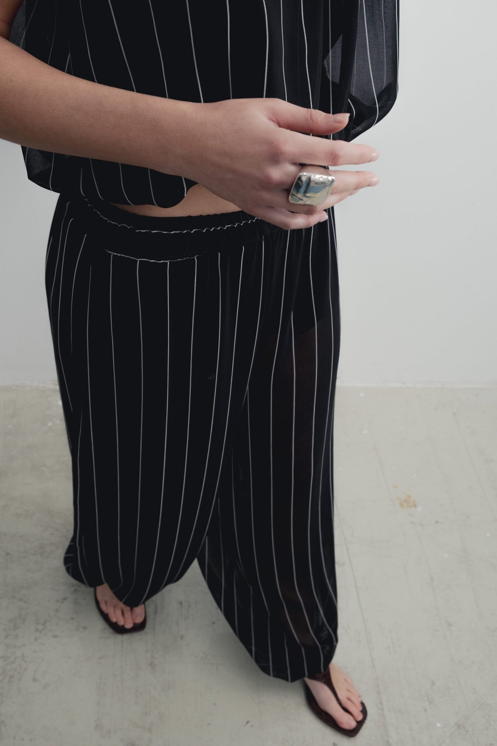 PANTALÓN BOMBACHO RAYAS - Imagen 4