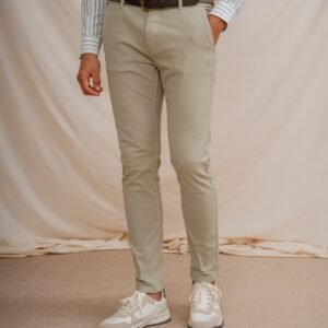 CHINO BÁSICO SLIM VERDE