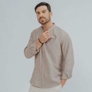 CAMISA LINO MARRÓN CUELLO MAO