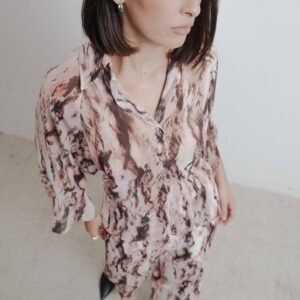 CAMISA SEMITRANSPARENTE ESTAMPADA